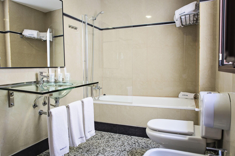 Bathroom 4, Hotel De Los Faroles, Córdoba