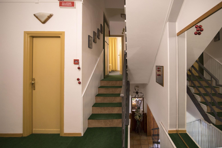 Public Area 3, Hotel Pinguino, L'Aquila
