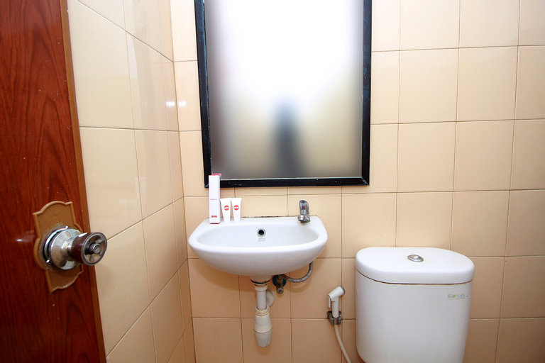 Bathroom 3