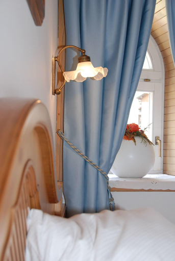 Bedroom 2, Central Heritage Adults Only, Trento
