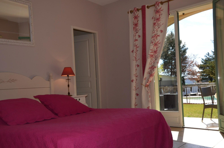 Bedroom 3, Le Clos de Pradines, Gard