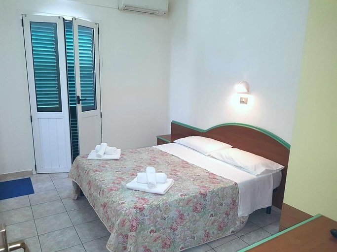 Bedroom 5, Hotel Villa Cristina, Rimini