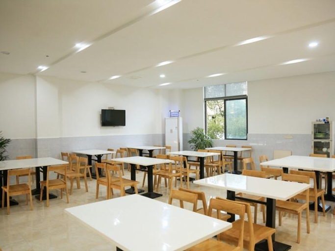 Food & Drinks 3, Greentree Inn Shangrao Yueliangwan Automobile City, Shangrao