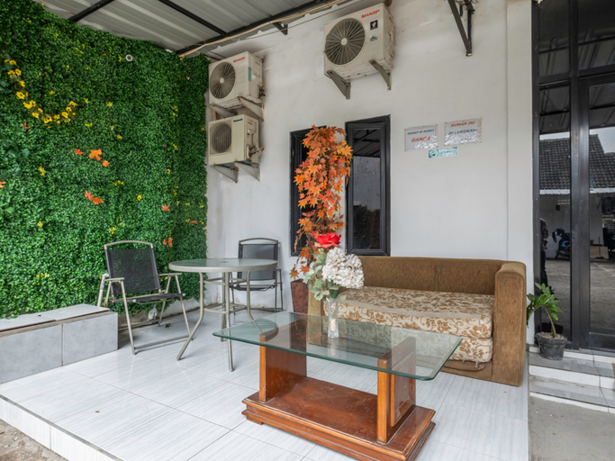 Public Area 3, OYO Life 2391 Baladewa Residence Syariah, Karawang