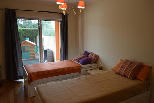 4, Aroeira Pine Tree Gardens Surf & Golf Villa, Almada