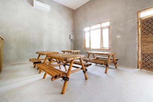 OYO 2944 Sukawana Travel Hub Guest House, Majalengka
