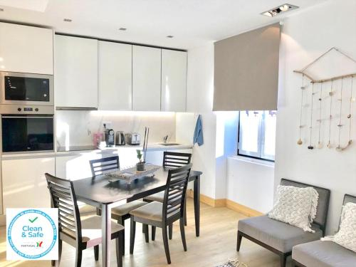 Apartment with 4 bedrooms in Sesimbra with wonderful city view and WiFi, Sesimbra