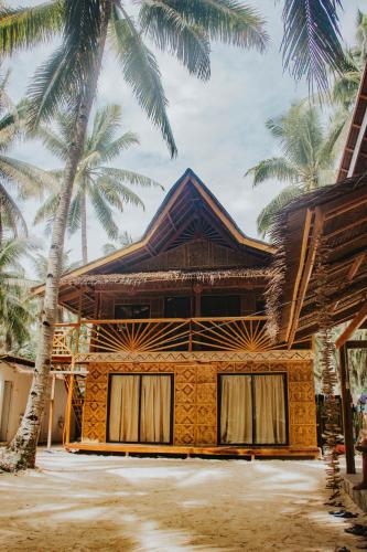 Amigos Siargao, General Luna