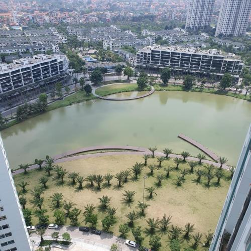 Sapphire Home- 1 Bedroom Lake View Ecopark Apt, Văn Giang
