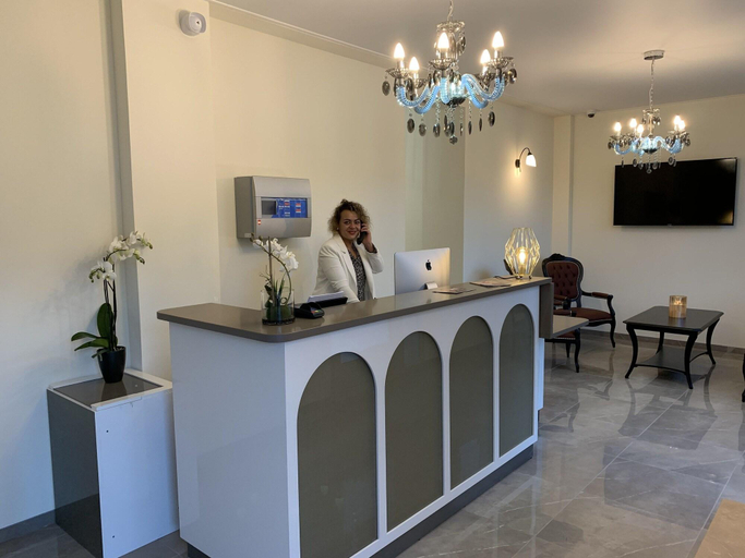 Public Area 2, A Storia, Haute-Corse