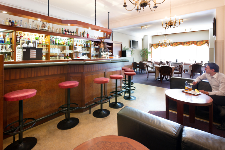 Food & Drinks 4, a&o Antwerpen Centraal, Antwerpen