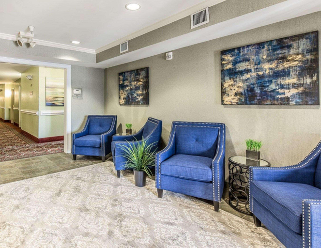 Public Area 3, Suburban Studios Fort Myers Cape Coral, Lee