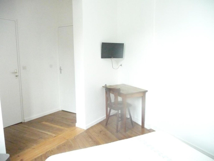 Bedroom 4, Hotel De La Gare Perigueux, Dordogne