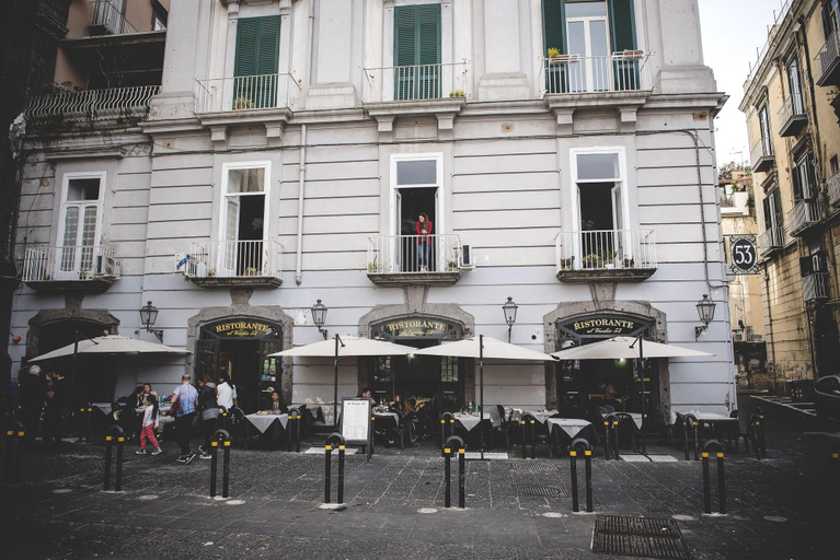 Exterior & Views 2, B&B Le 4 Stagioni Dante's Suites, Napoli