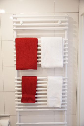 Bathroom 3, Hotel Roter Ochsen Lauchheim, Ostalbkreis
