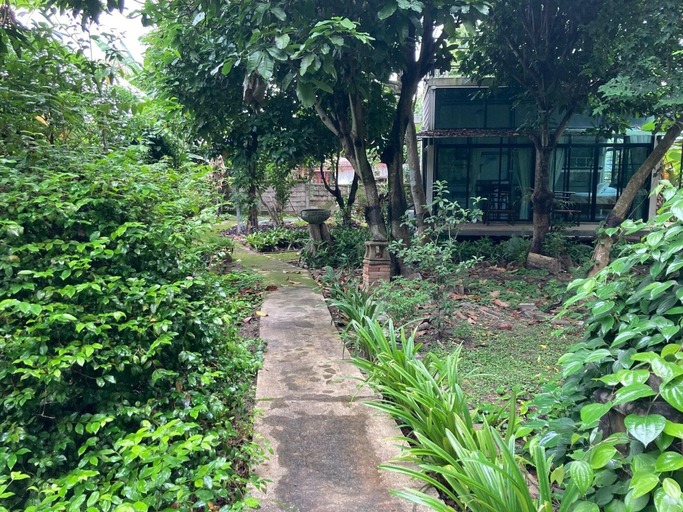 Bedroom 3, Baan Rai Klai Wiang Homestay, Mae Taeng