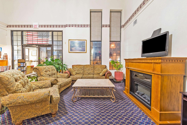 Public Area, Americas Best Value Inn & Suites Fort Worth South, Fort Worth