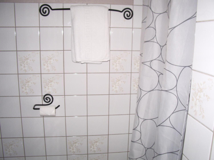 Bathroom 3, Hotel Villa St-Hubert, Alpes-Maritimes