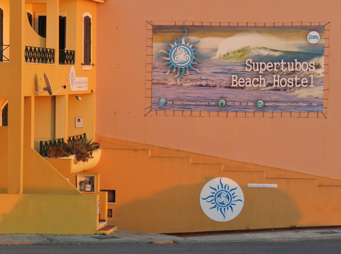 Bathroom 5, Supertubos Beach Hostel, Peniche