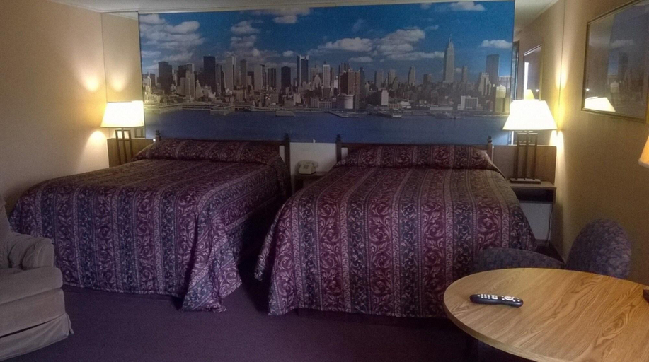 Sport & Beauty, Sterling Motel, Mower
