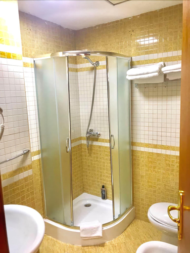 Bathroom 4, Hotel Dionis Rooms, Tiranës