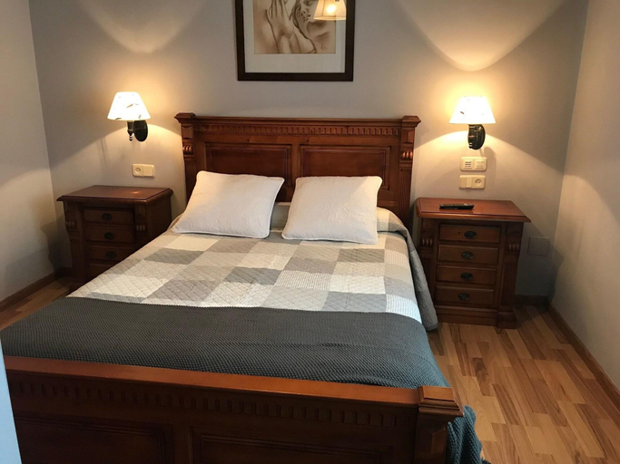 Bedroom 4, ETH Saueth, Lleida