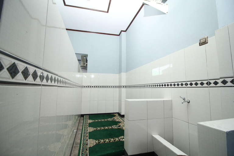 Bathroom 5, Athaya Hotel Jogja, Sleman