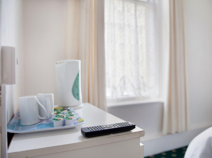 Bedroom 4, The Glyndale Hotel, Blackpool