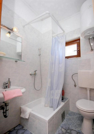 Bathroom 4, Villa Ro-Ela, Pojezerje