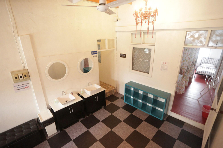 Bathroom 5, Tiger Lily Hostel, Pathum Wan