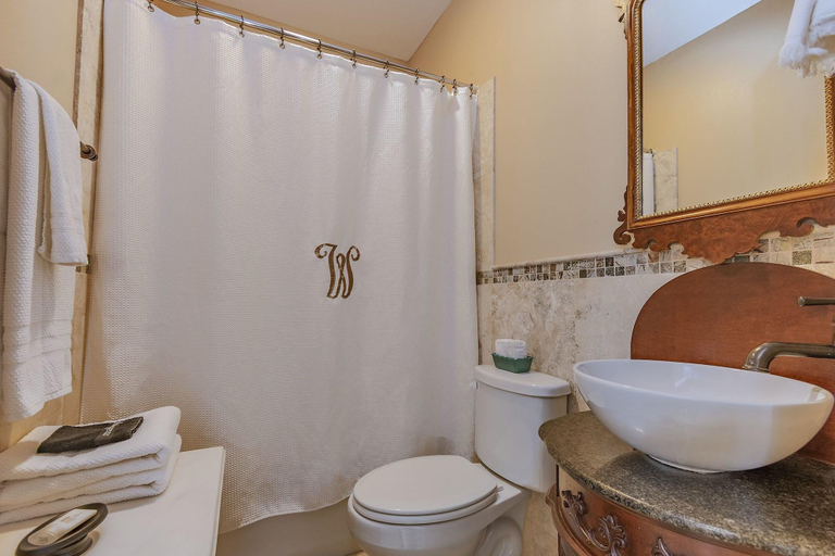 Bathroom, Weymouth Hall B&B, Adams