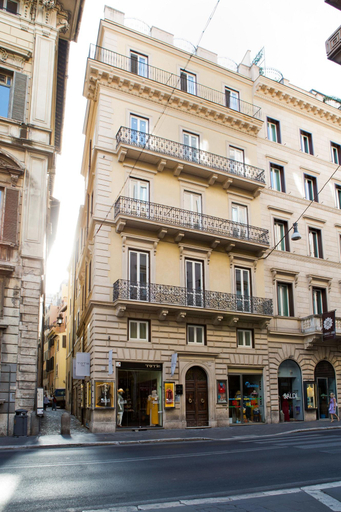 Exterior & Views 2, Via Del Corso Home, Rome