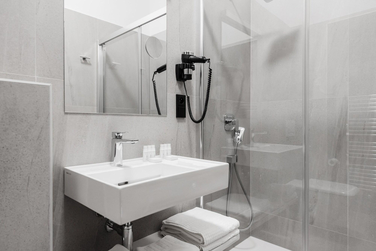 Bathroom 4, Theresian Hotel Spa, Olomouc