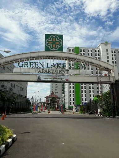 Green Lake View Apartment by Heaven Rooms, Tangerang Selatan