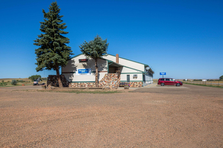 Exterior & Views 1,  Rodeway Inn Gateway to Medora T-Roosevelt , Wibaux