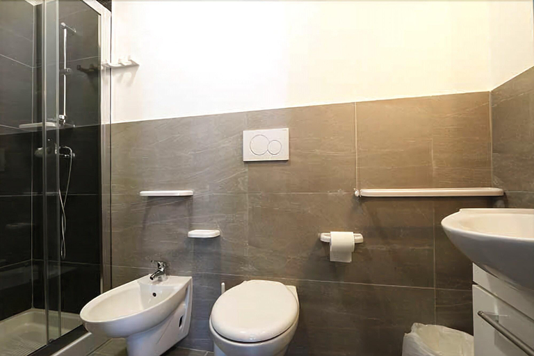 Bathroom 5, 2131 Maresidence - Monolocale, Lecce