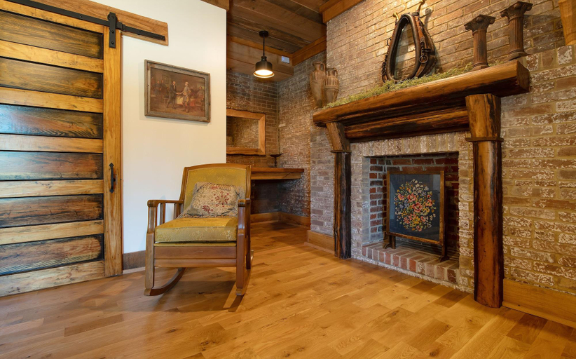 Public Area 2, Belle Air Mansion, Davidson