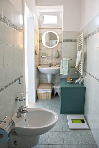 Bathroom 4, Il Segnalibro B&B, Bari