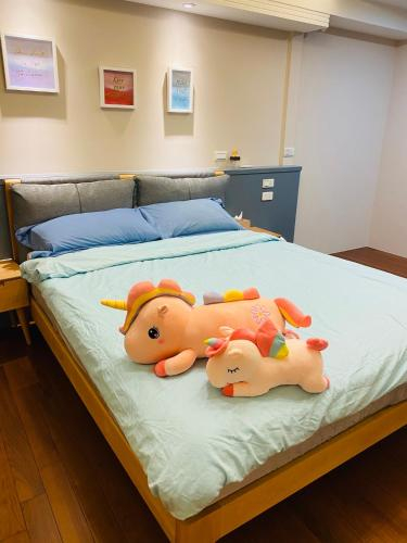 AT Home Pet Friendly Department, Yilan
