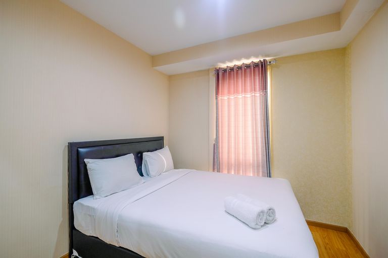Bedroom 1, Comfy Relaxing Studio Apartment Azalea Suites Cikarang By Travelio, Cikarang