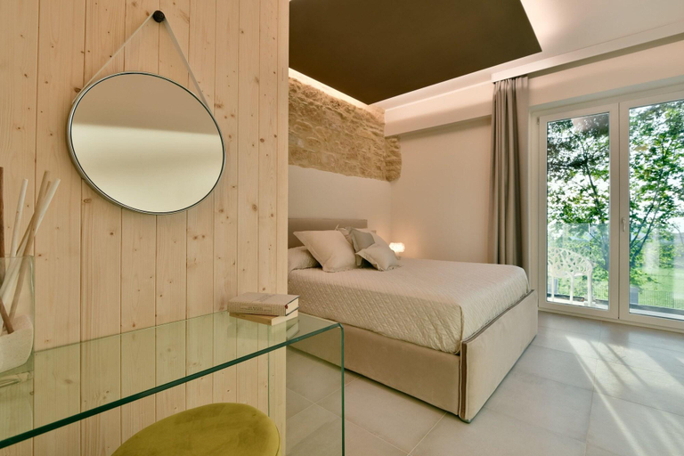 Bedroom 4, Amnis Suites, Salerno