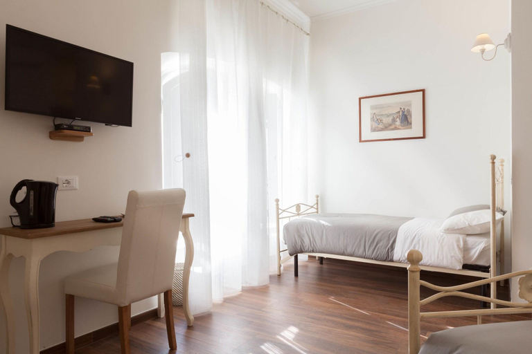 Bedroom 4, Donna Margherita Rome Suite & Rooms, Roma