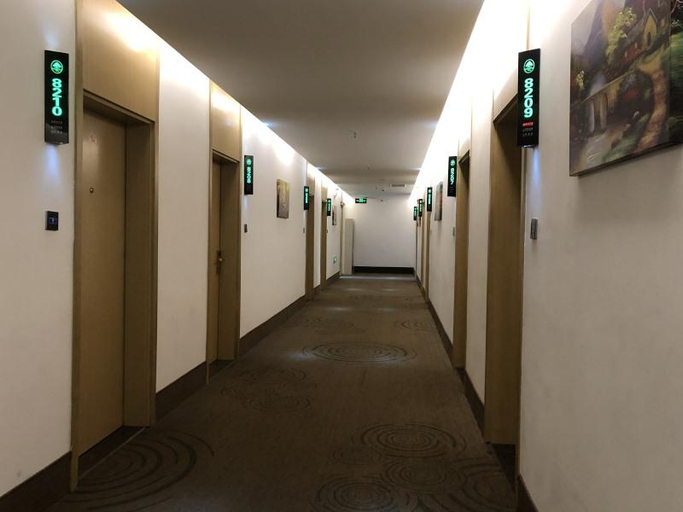 Public Area 4, GreenTree Heze Changcheng Road Tianhua E-commerce, Heze