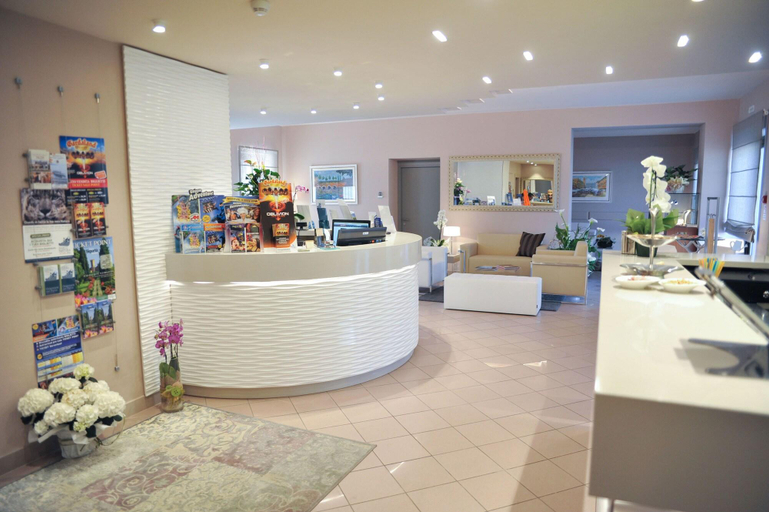 Public Area 2, Hotel Dori, Verona