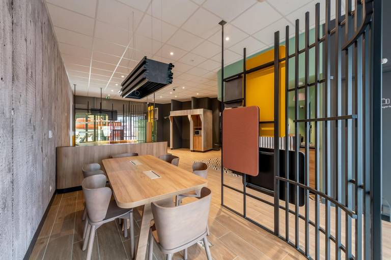 Public Area 2, B&B HOTEL BORDEAUX Centre Gare St-Jean, Gironde