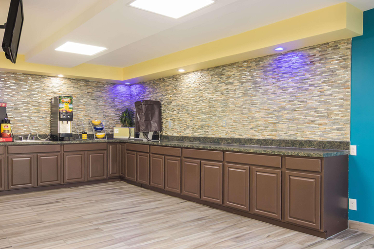 Public Area 3, Rodeway Inn and Suites Monroeville-Pittsburgh, Allegheny