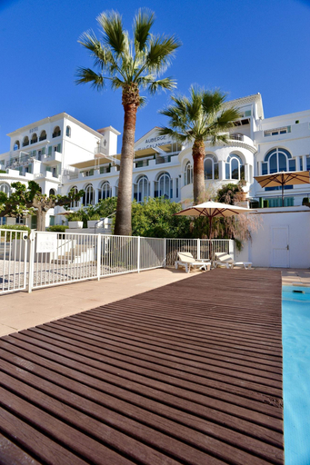 Exterior & Views 2, Auberge De La Calanque, Var