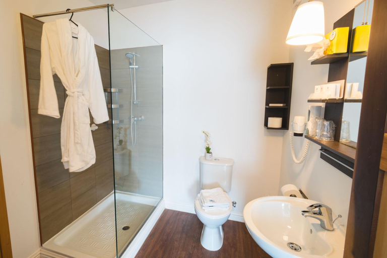 Bathroom 5, Park Lane Boutique Aparthotel, Saint Paul's Bay