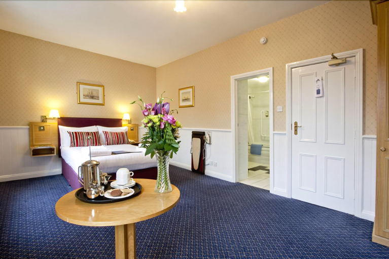 Bedroom 2, Hermitage Hotel OCEANA COLLECTION, Bournemouth