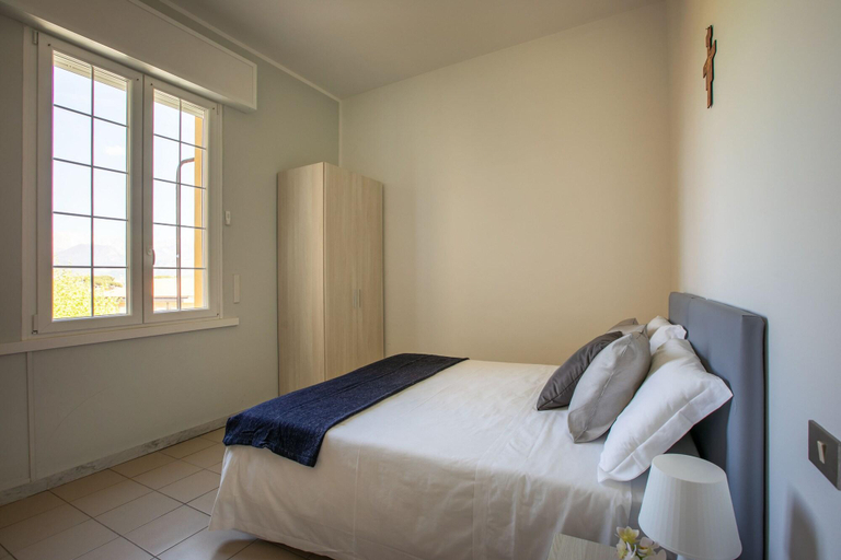 Bedroom 4, Casa F.A.C.I, Massa Carrara